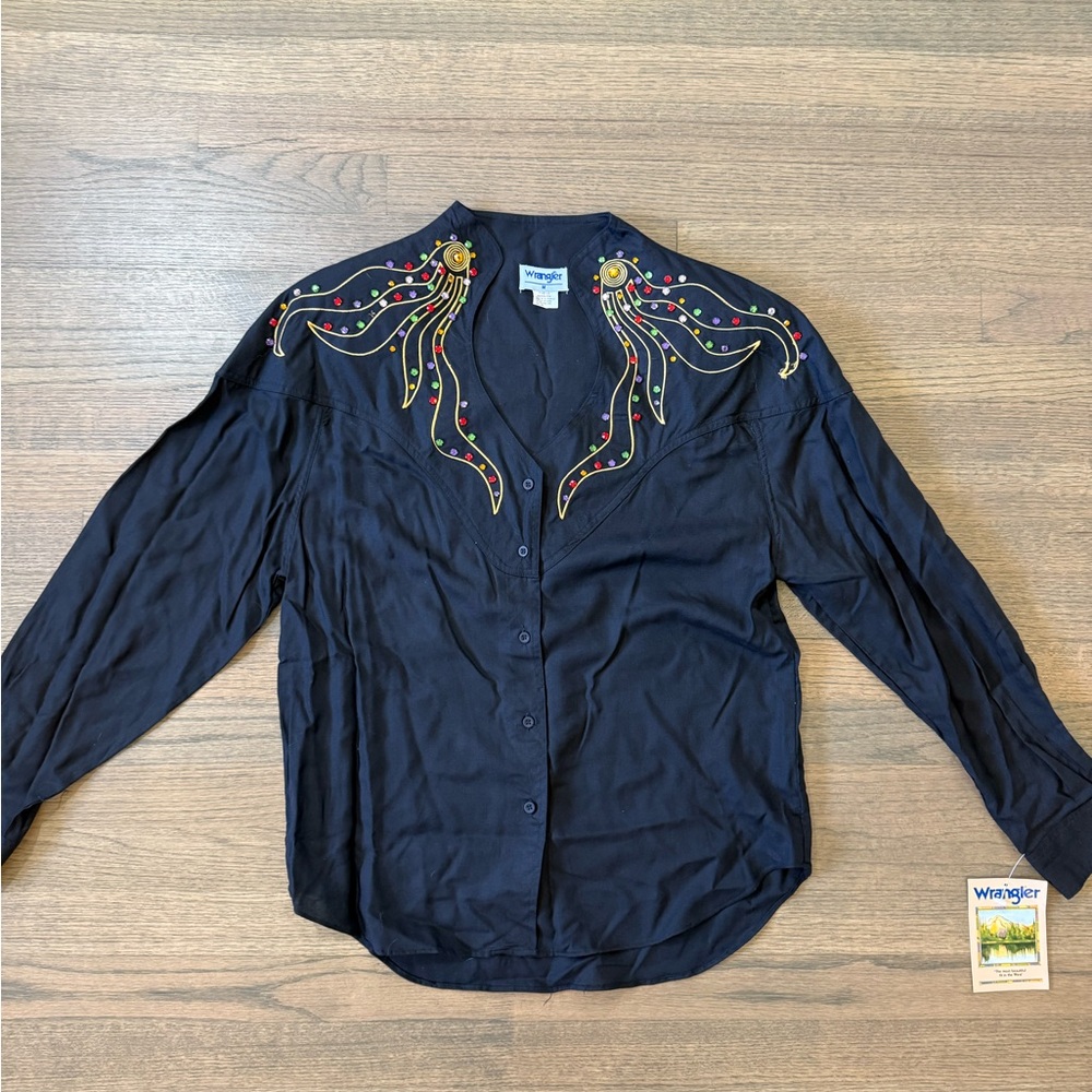 Vintage NEW Wrangler Black Embroidered Long Sleeve Western Shirt-Size Medium